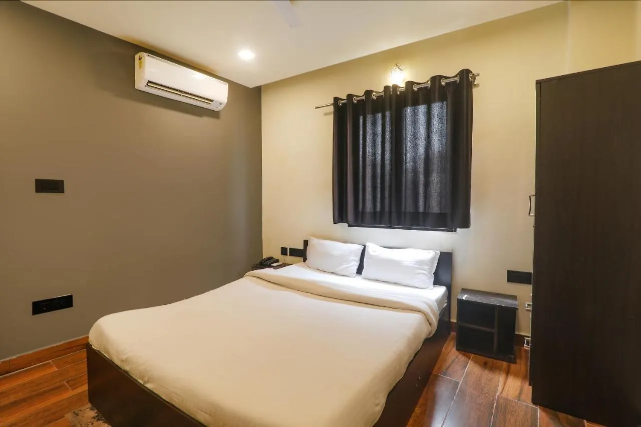 Fabexpress Lemon Grass Hotel Varanasi 3*,  India