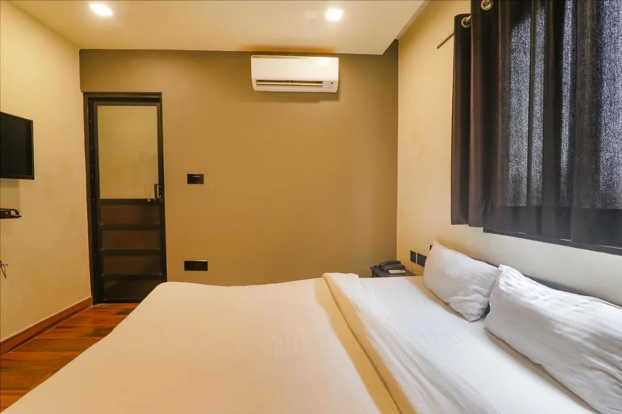 Fabexpress Lemon Grass Hotel Varanasi India