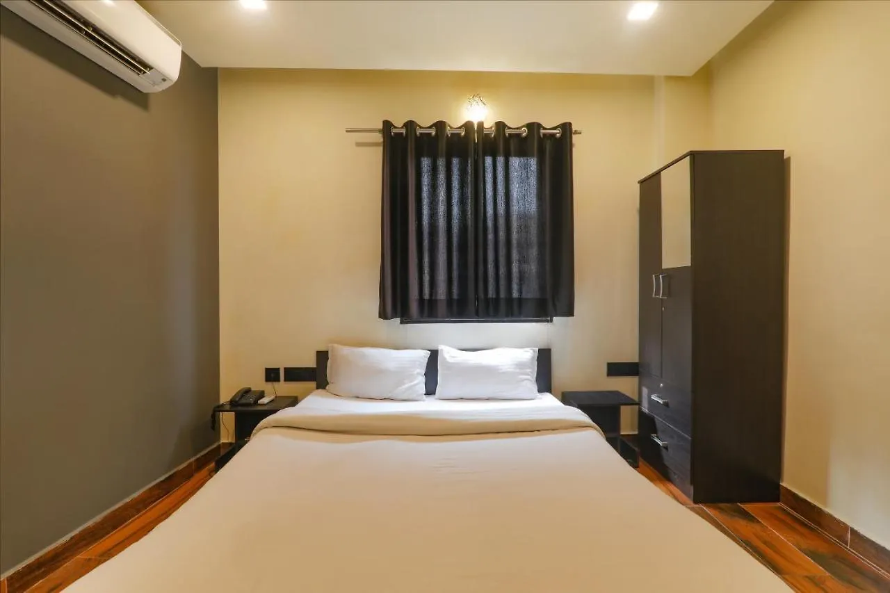 Fabexpress Lemon Grass Hotel Varanasi